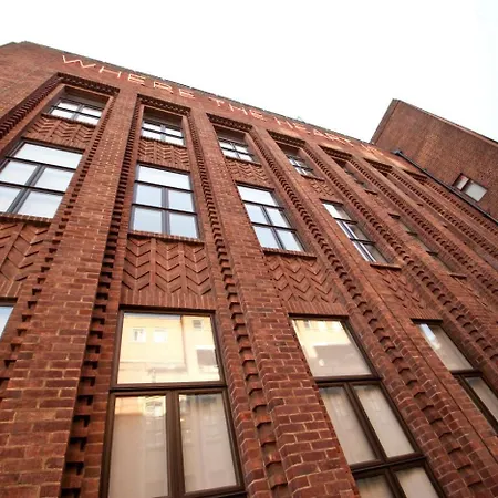 Appartement For Students Only - Algernon Firth In *